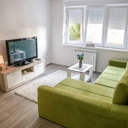 Apartment Lovely Omar